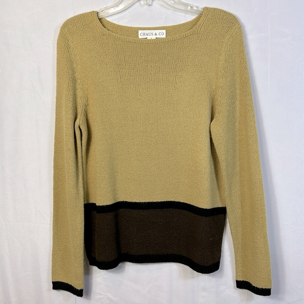Chaus & Co Tan and Brown Sweater Size Small Soft like new crewneck
